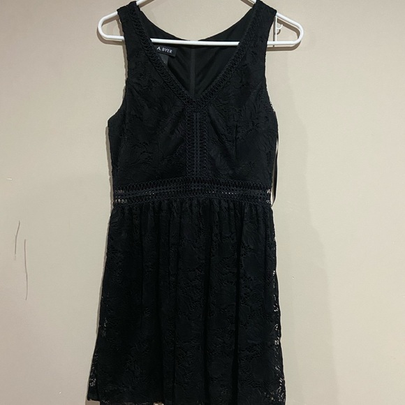 Kohl's Dresses & Skirts - Women’s Size 9 Black Dress